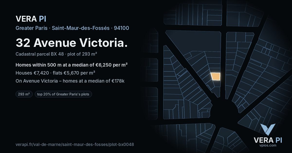 32 Avenue Victoria, Saint-Maur-des-Fossés at night – the plot lit, the parcels around coloured by the prices near them