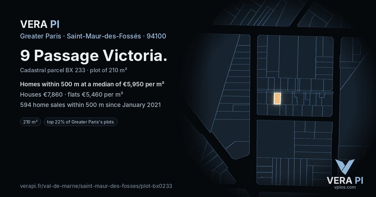 9 Passage Victoria, Saint-Maur-des-Fossés at night – the plot lit, the parcels around coloured by the prices near them