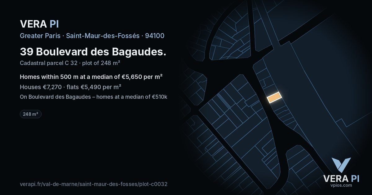 39 Boulevard des Bagaudes, Saint-Maur-des-Fossés at night – the plot lit, the parcels around coloured by the prices near them