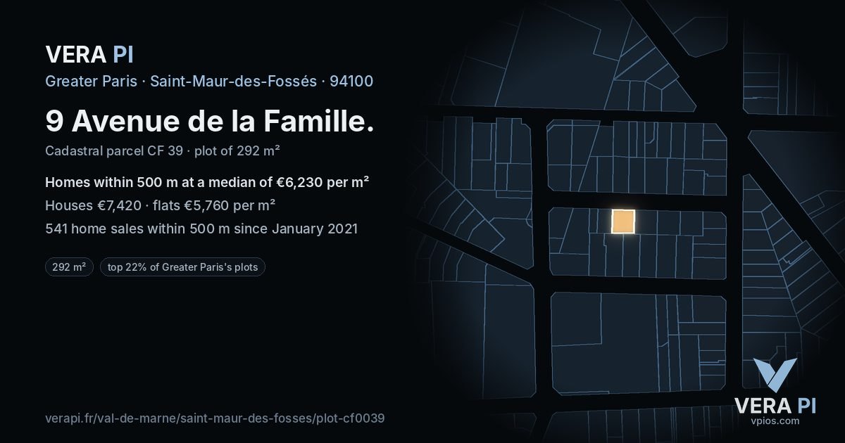9 Avenue de la Famille, Saint-Maur-des-Fossés at night – the plot lit, the parcels around coloured by the prices near them