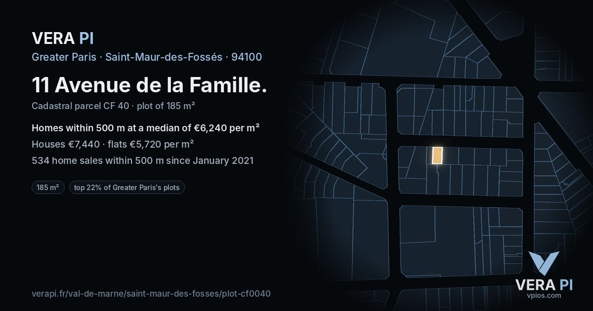 11 Avenue de la Famille, Saint-Maur-des-Fossés at night – the plot lit, the parcels around coloured by the prices near them