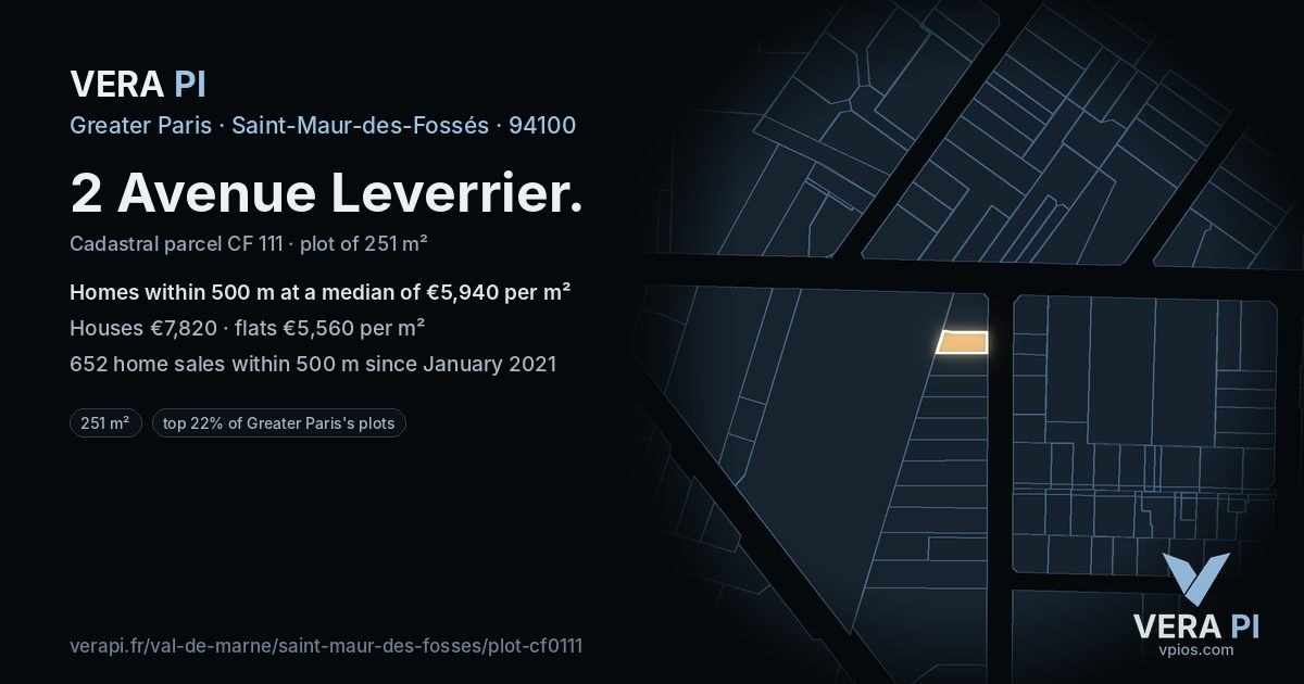 2 Avenue Leverrier, Saint-Maur-des-Fossés at night – the plot lit, the parcels around coloured by the prices near them
