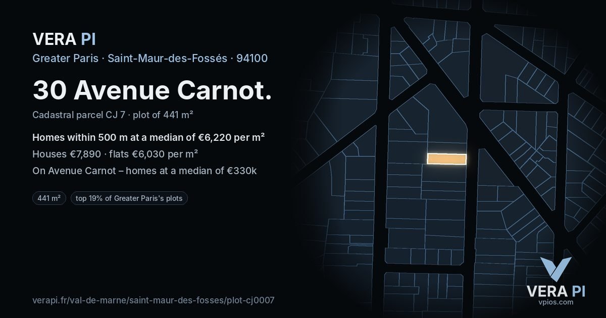 30 Avenue Carnot, Saint-Maur-des-Fossés at night – the plot lit, the parcels around coloured by the prices near them