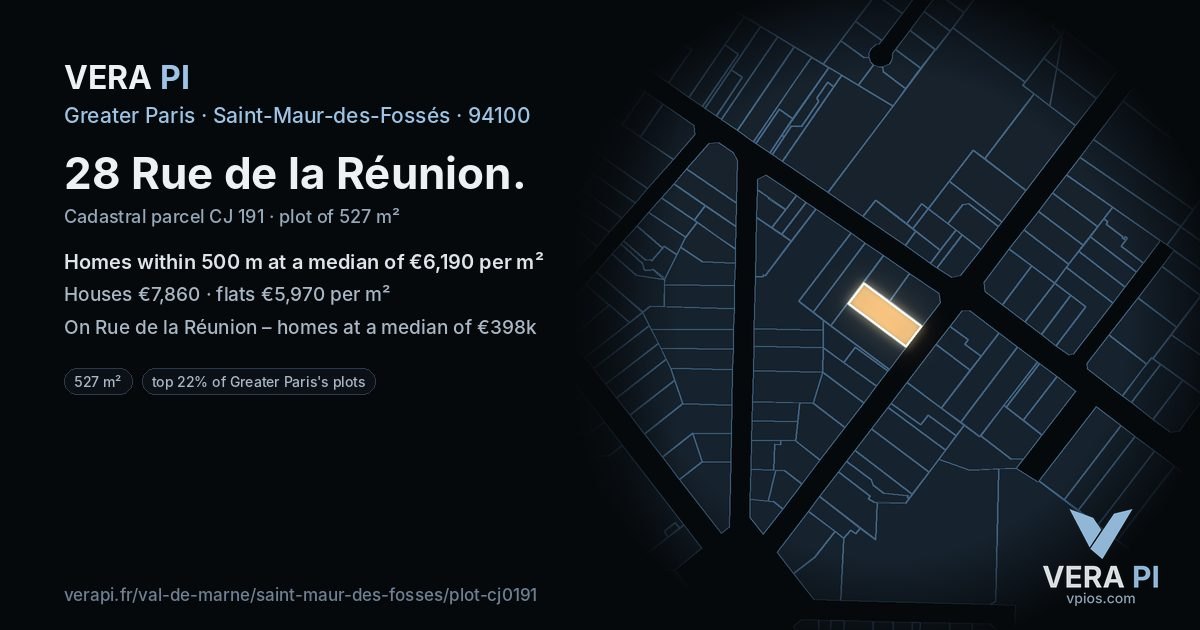 28 Rue de la Réunion, Saint-Maur-des-Fossés at night – the plot lit, the parcels around coloured by the prices near them