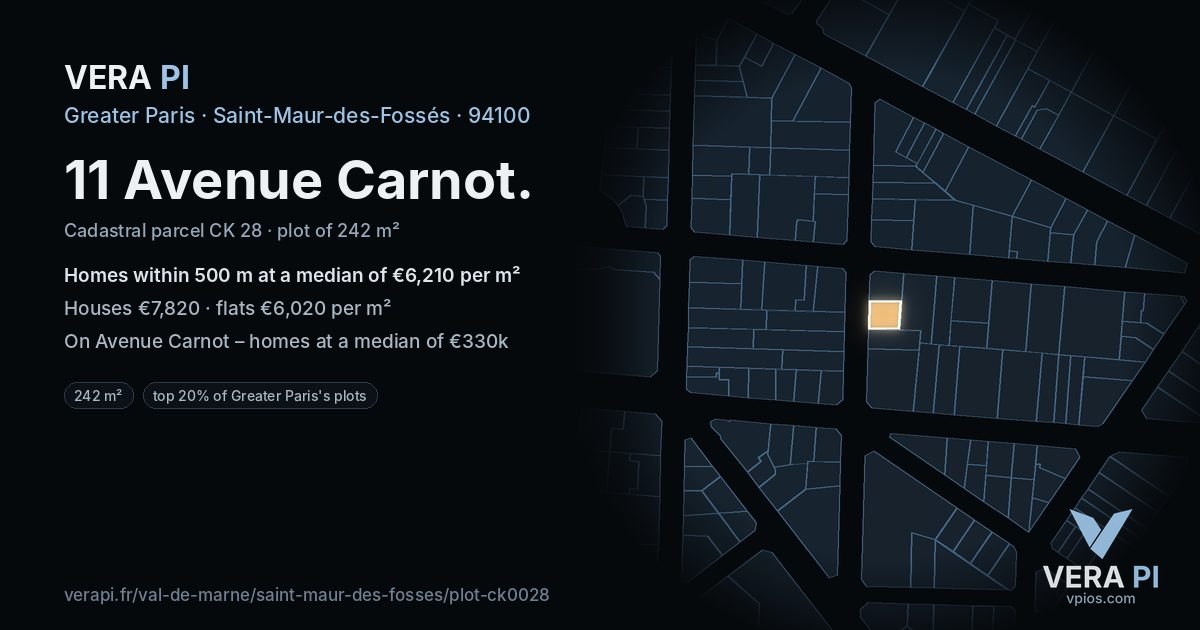 11 Avenue Carnot, Saint-Maur-des-Fossés at night – the plot lit, the parcels around coloured by the prices near them