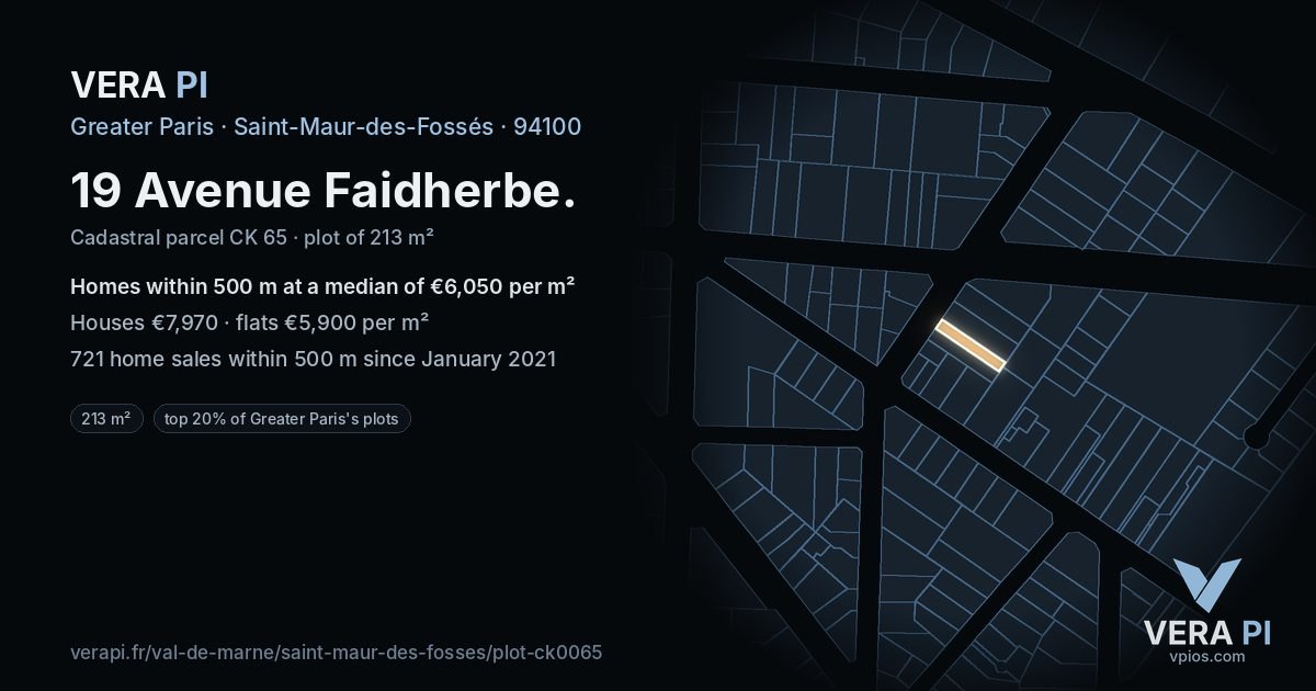 19 Avenue Faidherbe, Saint-Maur-des-Fossés at night – the plot lit, the parcels around coloured by the prices near them
