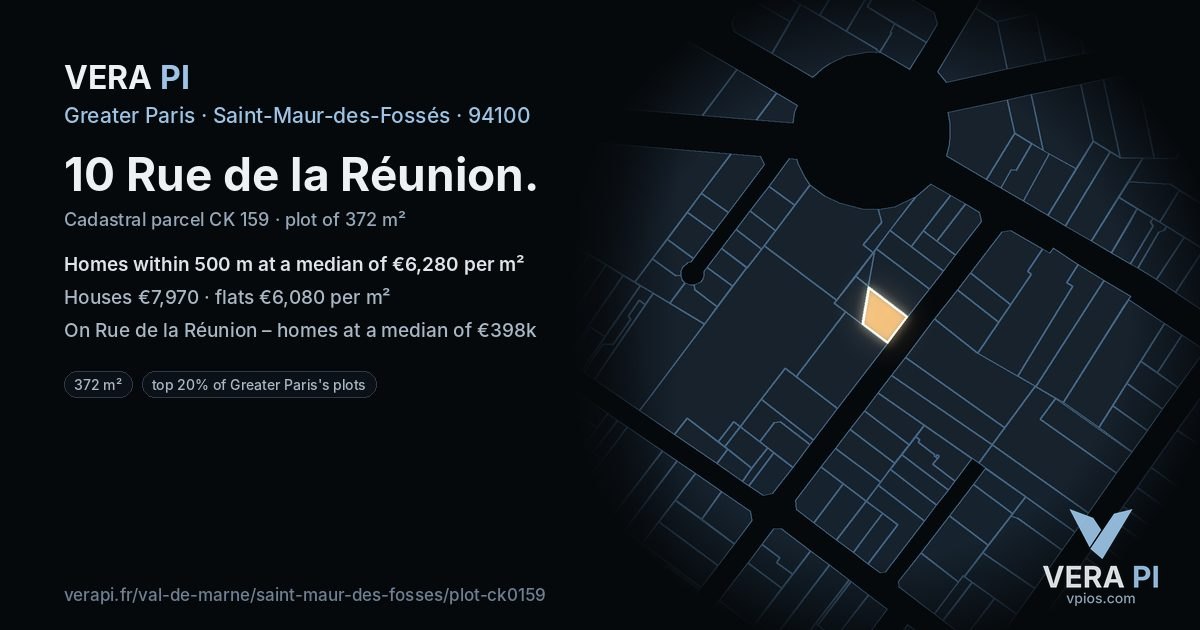 10 Rue de la Réunion, Saint-Maur-des-Fossés at night – the plot lit, the parcels around coloured by the prices near them