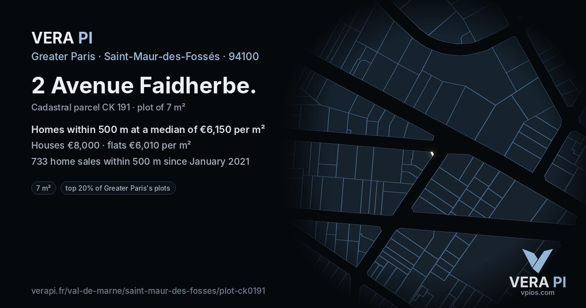 2 Avenue Faidherbe, Saint-Maur-des-Fossés at night – the plot lit, the parcels around coloured by the prices near them