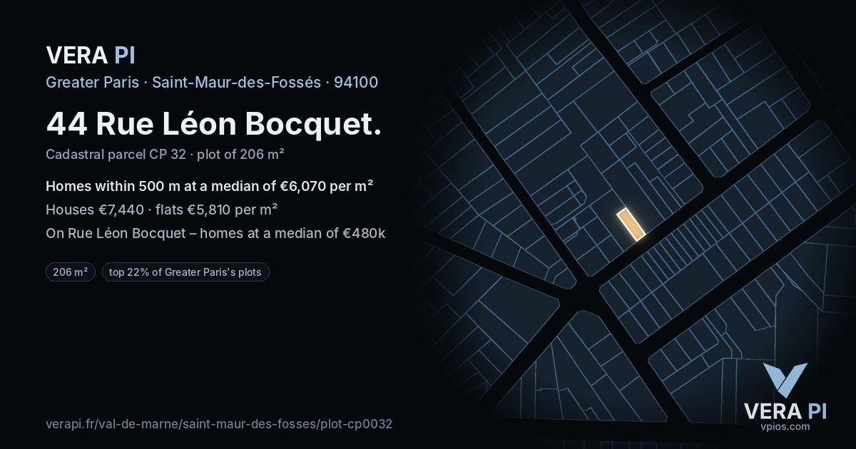 44 Rue Léon Bocquet, Saint-Maur-des-Fossés at night – the plot lit, the parcels around coloured by the prices near them