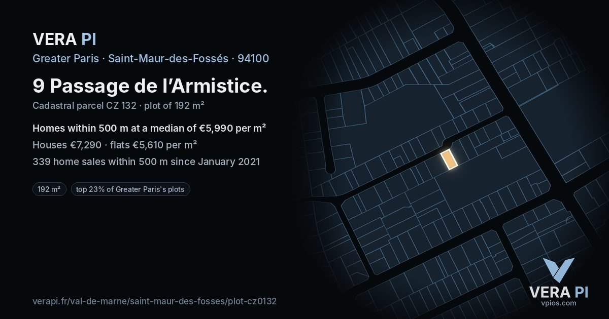 9 Passage de l’Armistice, Saint-Maur-des-Fossés at night – the plot lit, the parcels around coloured by the prices near them