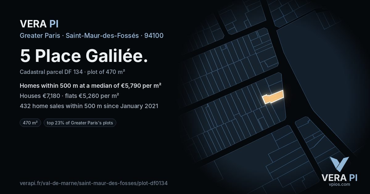 5 Place Galilée, Saint-Maur-des-Fossés at night – the plot lit, the parcels around coloured by the prices near them