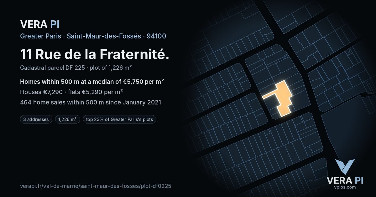 11 Rue de la Fraternité, Saint-Maur-des-Fossés at night – the plot lit, the parcels around coloured by the prices near them