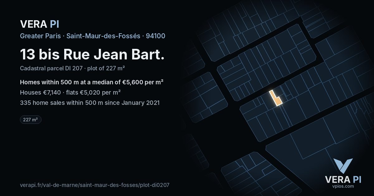 13 bis Rue Jean Bart, Saint-Maur-des-Fossés at night – the plot lit, the parcels around coloured by the prices near them