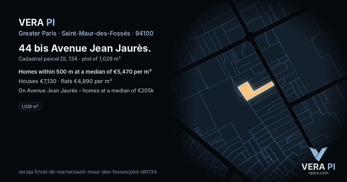 44 bis Avenue Jean Jaurès, Saint-Maur-des-Fossés at night – the plot lit, the parcels around coloured by the prices near them