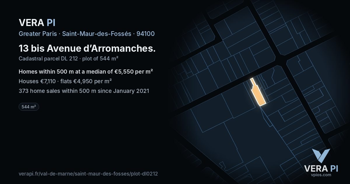 13 bis Avenue d’Arromanches, Saint-Maur-des-Fossés at night – the plot lit, the parcels around coloured by the prices near them