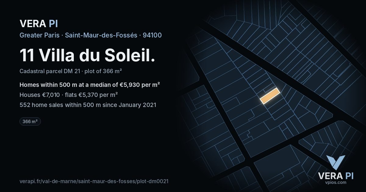 11 Villa du Soleil, Saint-Maur-des-Fossés at night – the plot lit, the parcels around coloured by the prices near them