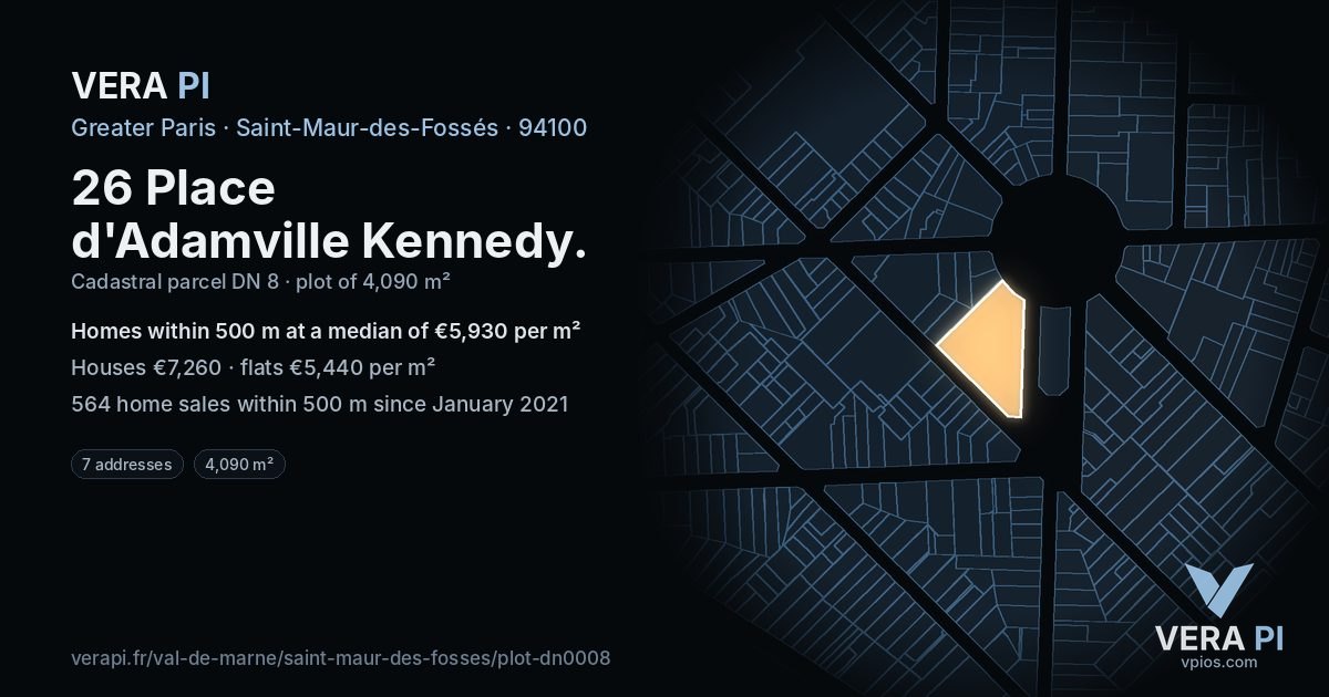 26 Place d'Adamville Kennedy, Saint-Maur-des-Fossés at night – the plot lit, the parcels around coloured by the prices near them