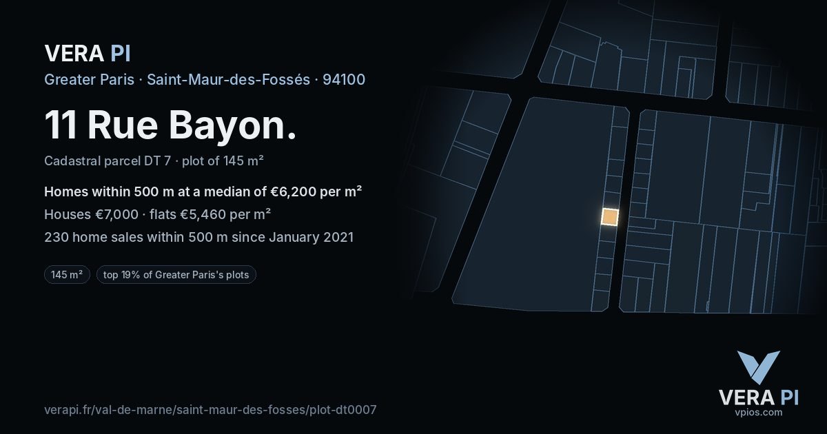 11 Rue Bayon, Saint-Maur-des-Fossés at night – the plot lit, the parcels around coloured by the prices near them