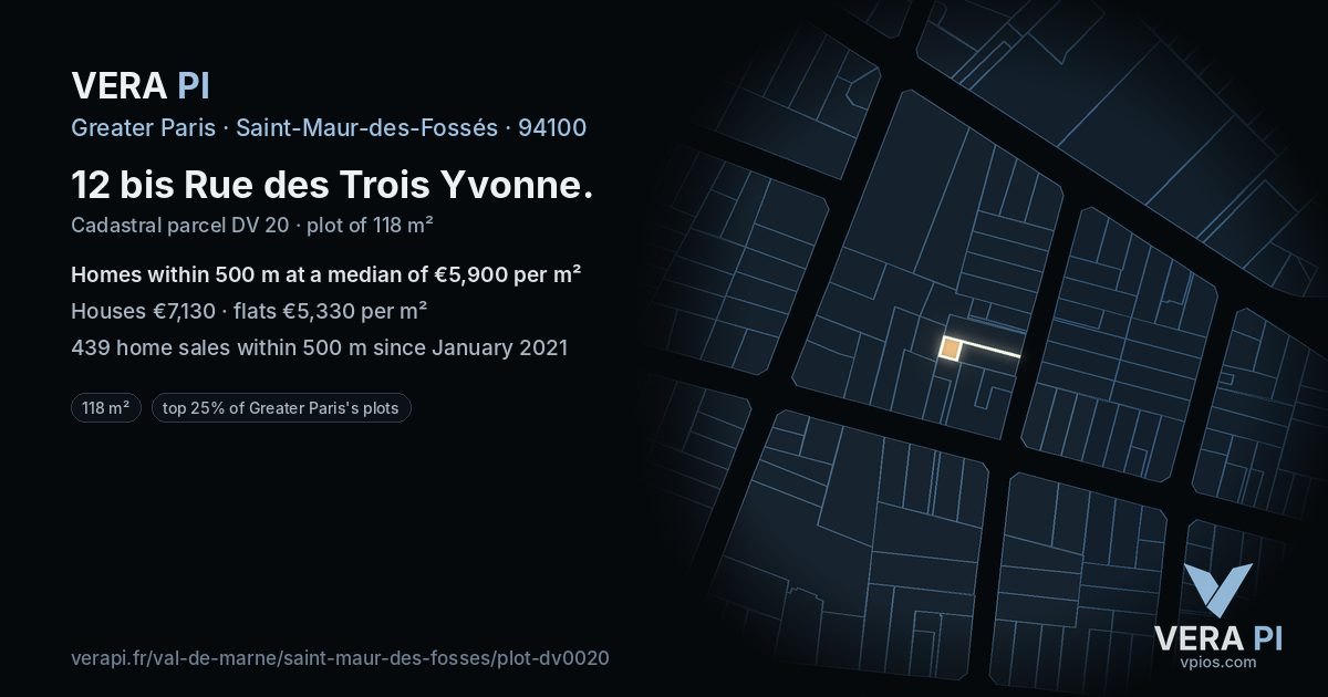 12 bis Rue des Trois Yvonne, Saint-Maur-des-Fossés at night – the plot lit, the parcels around coloured by the prices near them
