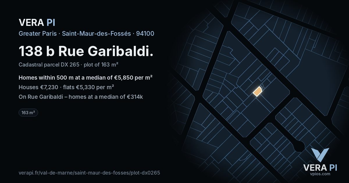138 b Rue Garibaldi, Saint-Maur-des-Fossés at night – the plot lit, the parcels around coloured by the prices near them