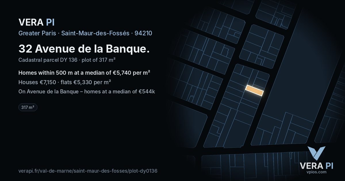 32 Avenue de la Banque, Saint-Maur-des-Fossés at night – the plot lit, the parcels around coloured by the prices near them