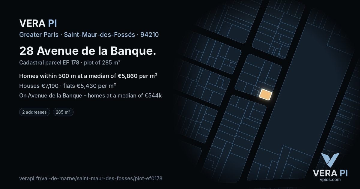 28 Avenue de la Banque, Saint-Maur-des-Fossés at night – the plot lit, the parcels around coloured by the prices near them