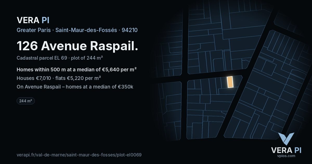 126 Avenue Raspail, Saint-Maur-des-Fossés at night – the plot lit, the parcels around coloured by the prices near them
