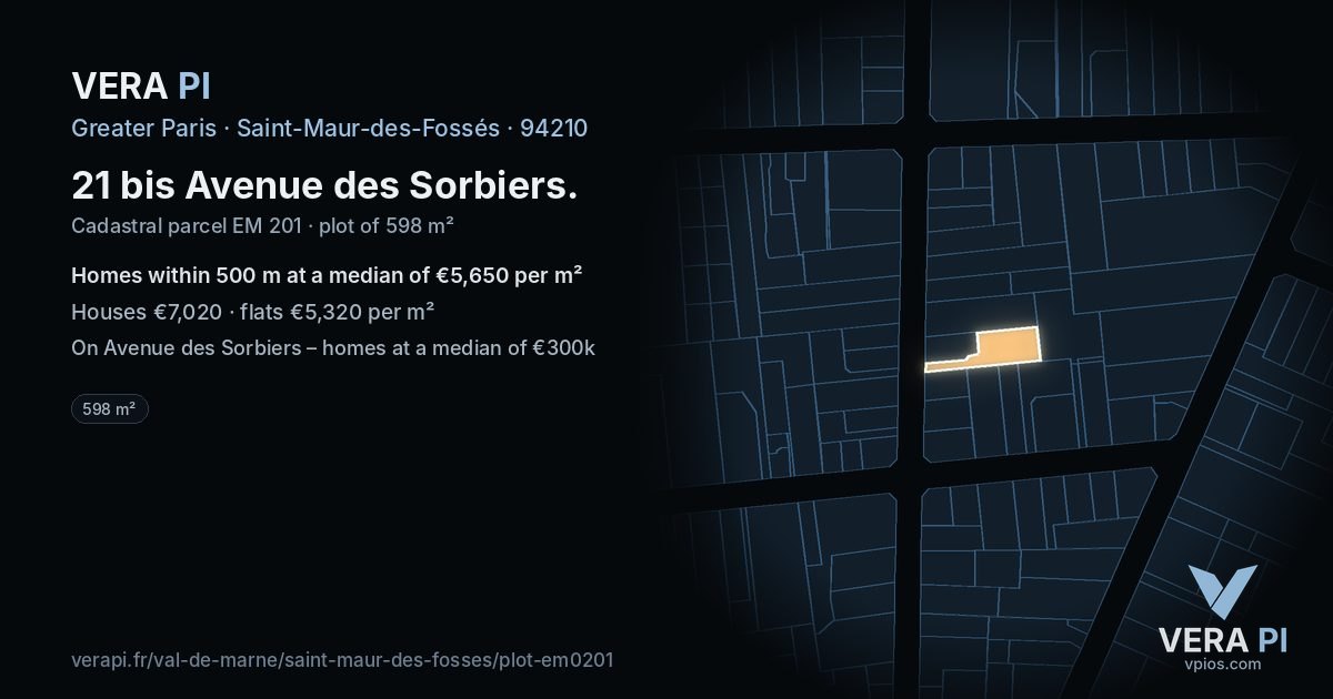 21 bis Avenue des Sorbiers, Saint-Maur-des-Fossés at night – the plot lit, the parcels around coloured by the prices near them