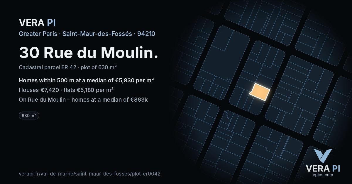 30 Rue du Moulin, Saint-Maur-des-Fossés at night – the plot lit, the parcels around coloured by the prices near them