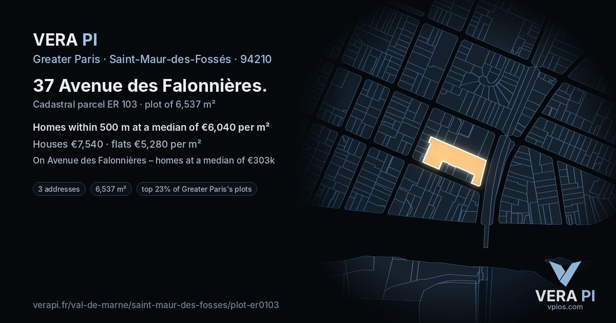 37 Avenue des Falonnières, Saint-Maur-des-Fossés at night – the plot lit, the parcels around coloured by the prices near them