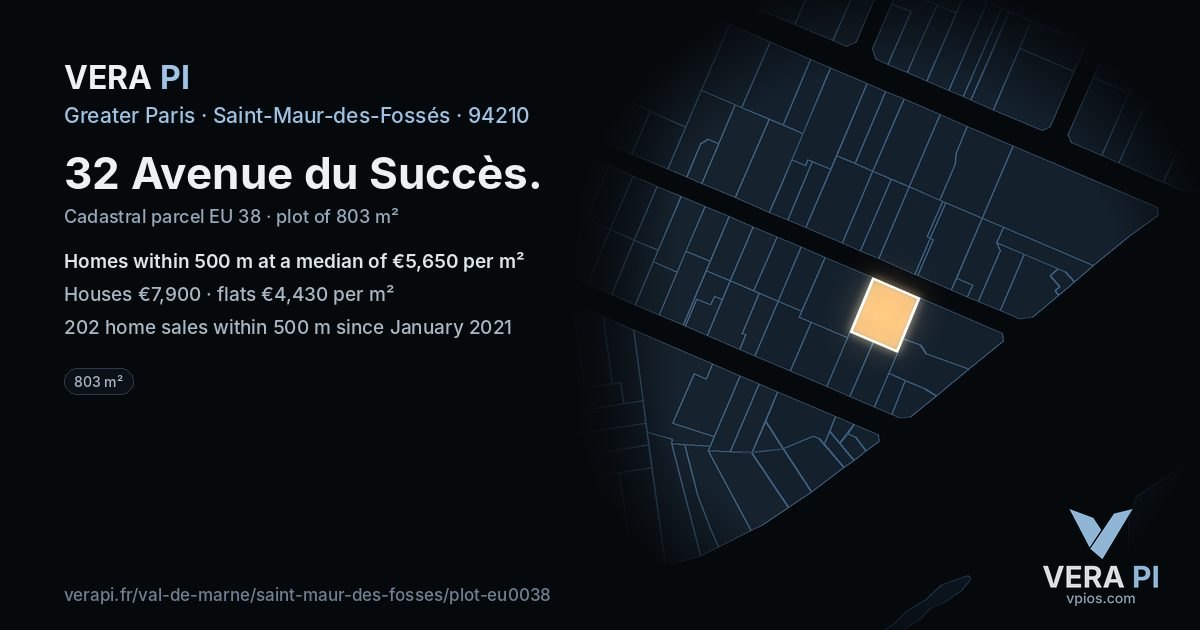 32 Avenue du Succès, Saint-Maur-des-Fossés at night – the plot lit, the parcels around coloured by the prices near them