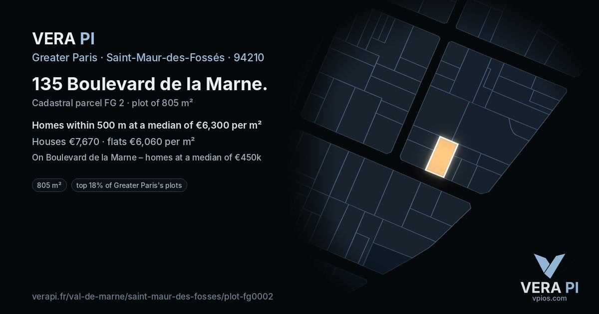 135 Boulevard de la Marne, Saint-Maur-des-Fossés at night – the plot lit, the parcels around coloured by the prices near them