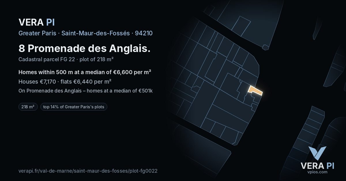 8 Promenade des Anglais, Saint-Maur-des-Fossés at night – the plot lit, the parcels around coloured by the prices near them