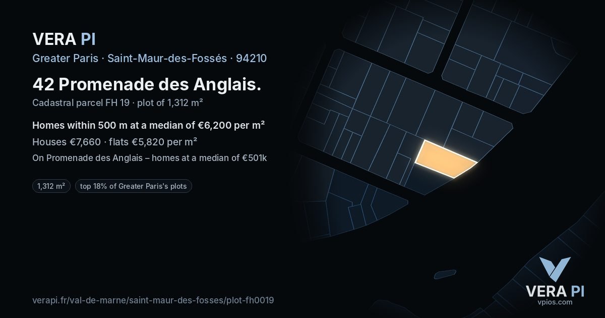 42 Promenade des Anglais, Saint-Maur-des-Fossés at night – the plot lit, the parcels around coloured by the prices near them