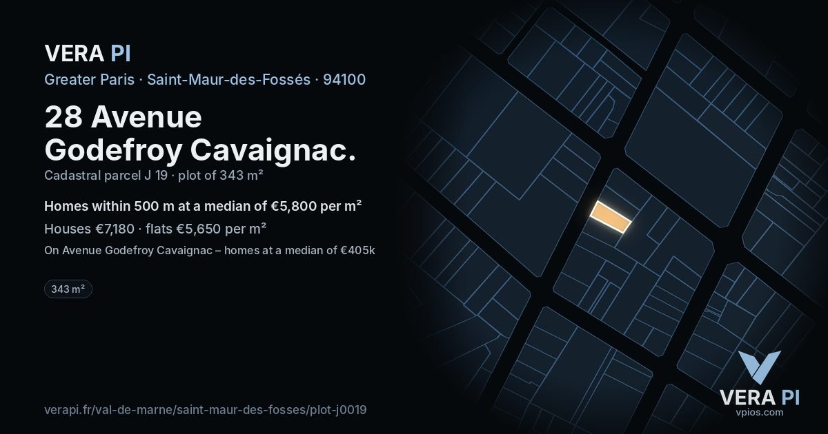 28 Avenue Godefroy Cavaignac, Saint-Maur-des-Fossés at night – the plot lit, the parcels around coloured by the prices near them