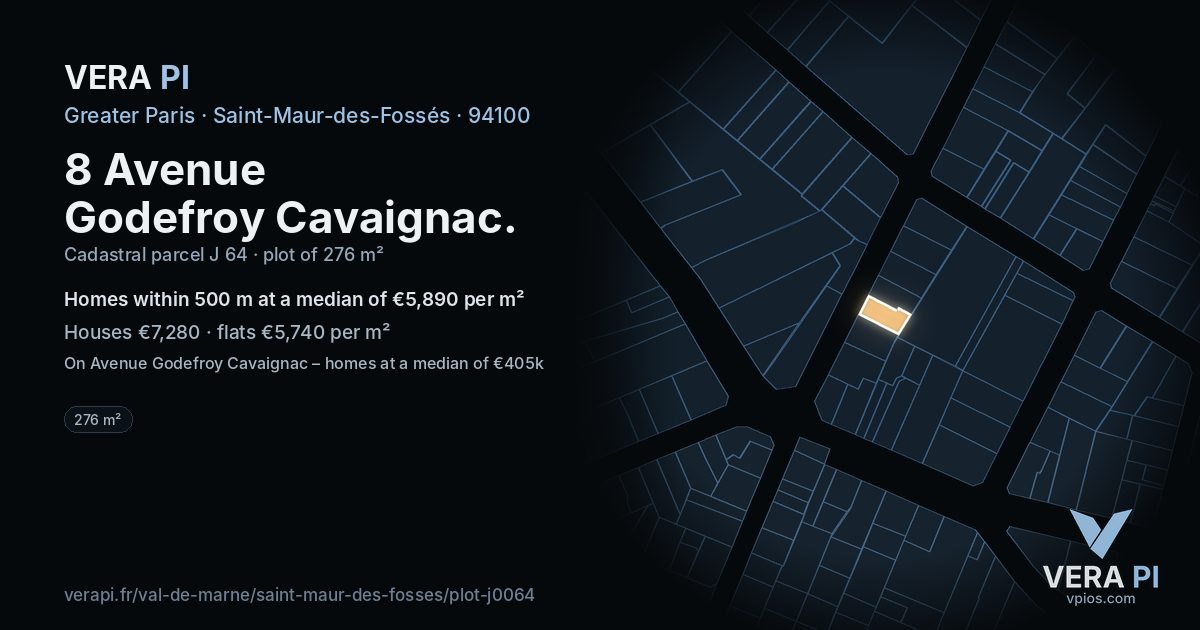 8 Avenue Godefroy Cavaignac, Saint-Maur-des-Fossés at night – the plot lit, the parcels around coloured by the prices near them