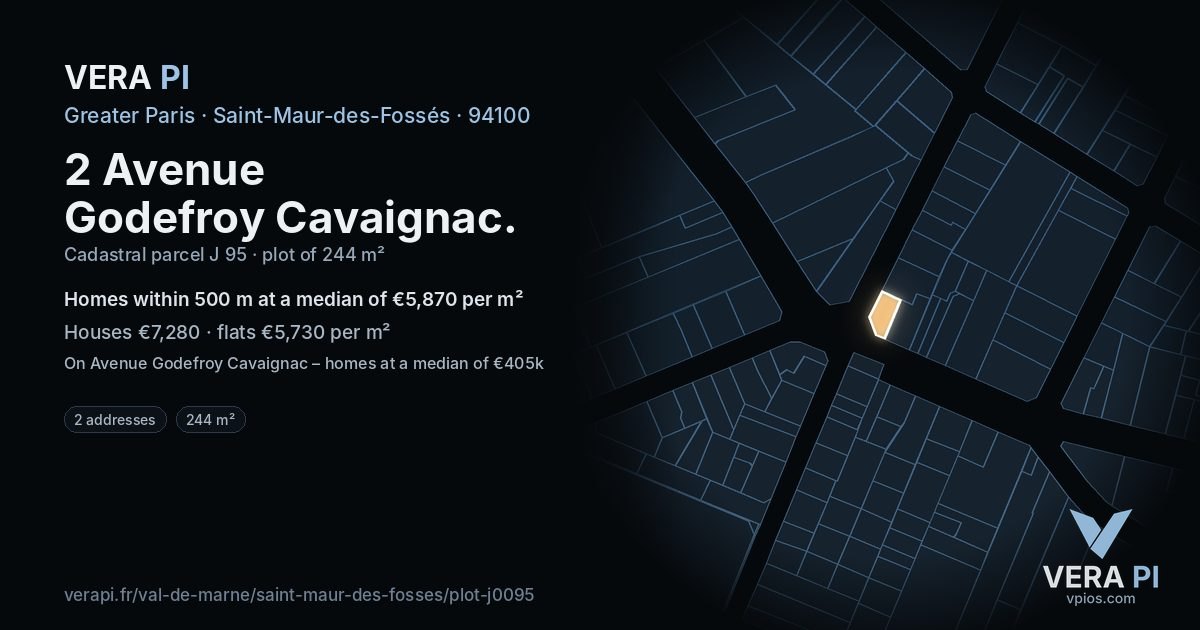 2 Avenue Godefroy Cavaignac, Saint-Maur-des-Fossés at night – the plot lit, the parcels around coloured by the prices near them