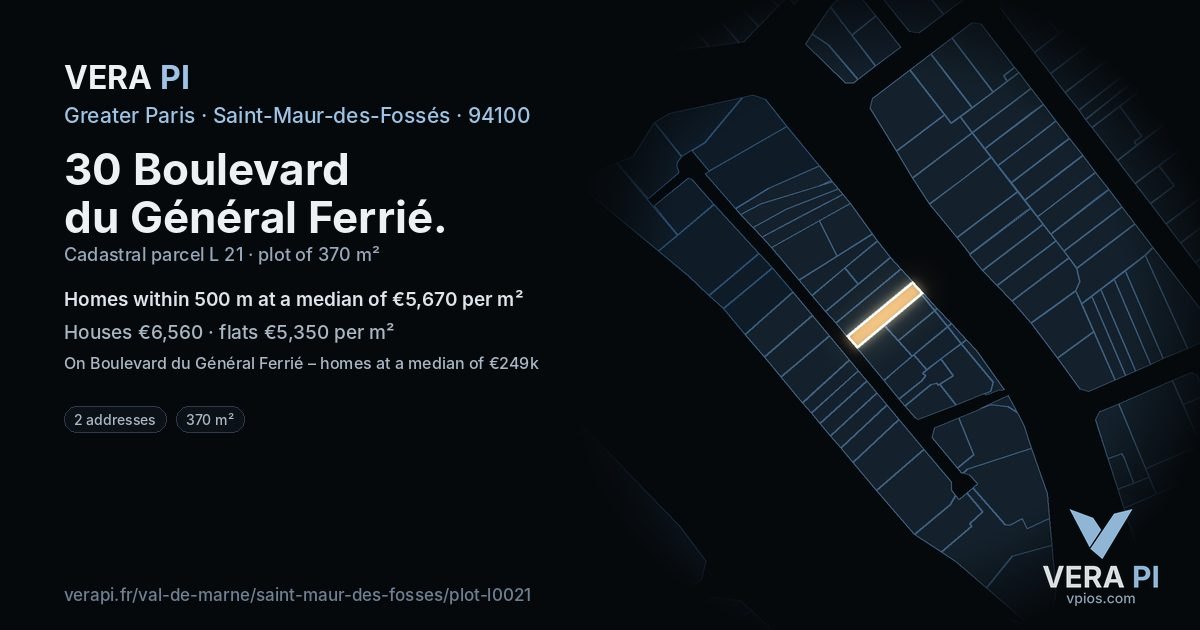 30 Boulevard du Général Ferrié, Saint-Maur-des-Fossés at night – the plot lit, the parcels around coloured by the prices near them