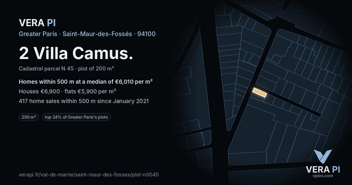 2 Villa Camus, Saint-Maur-des-Fossés at night – the plot lit, the parcels around coloured by the prices near them