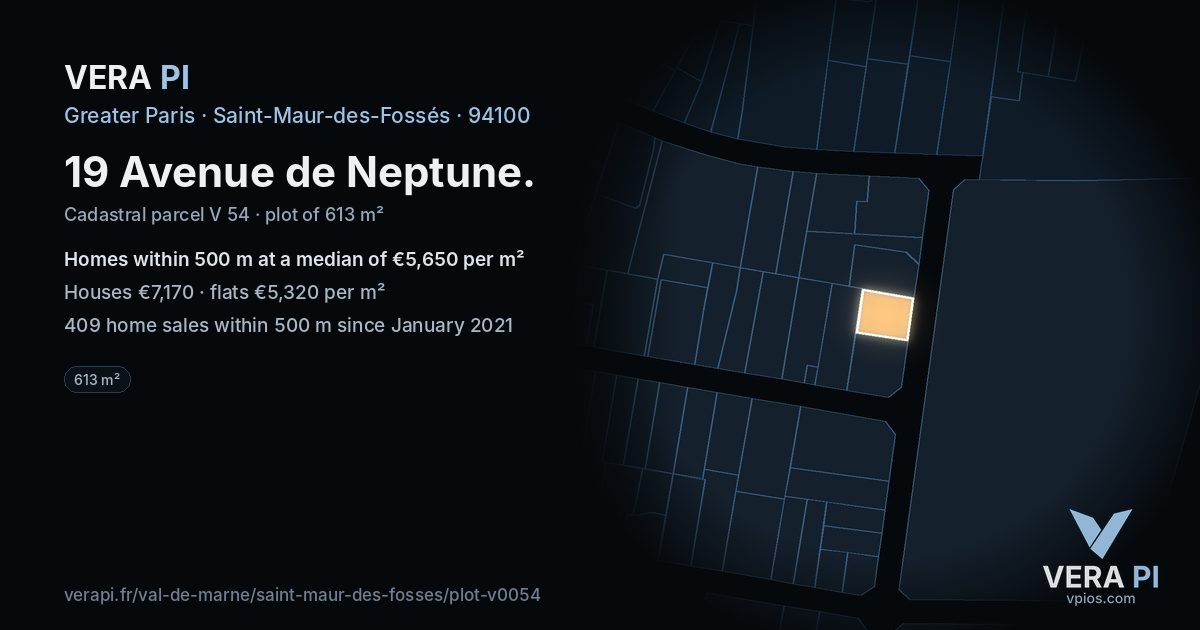 19 Avenue de Neptune, Saint-Maur-des-Fossés at night – the plot lit, the parcels around coloured by the prices near them