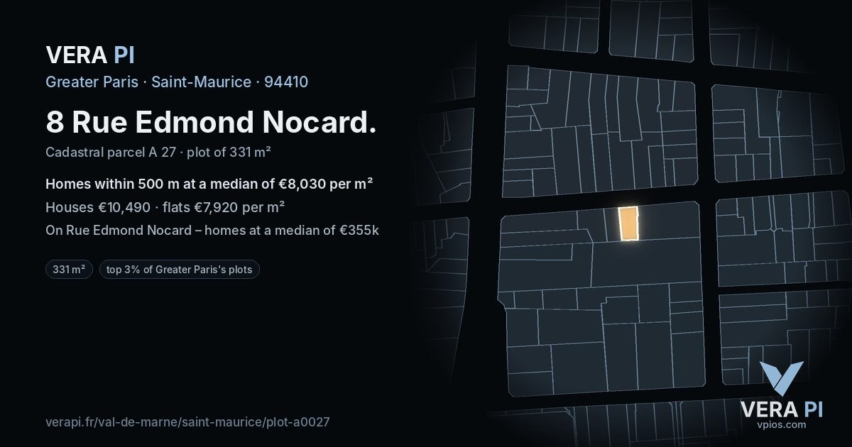 8 Rue Edmond Nocard, Saint-Maurice at night – the plot lit, the parcels around coloured by the prices near them
