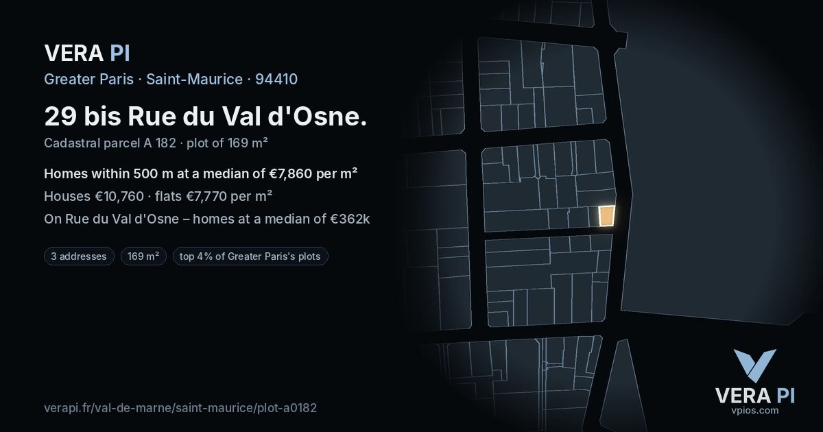 29 bis Rue du Val d'Osne, Saint-Maurice at night – the plot lit, the parcels around coloured by the prices near them
