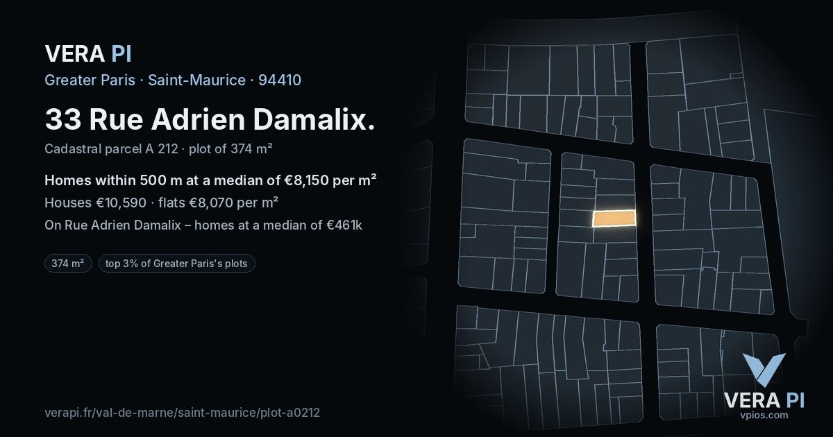 33 Rue Adrien Damalix, Saint-Maurice at night – the plot lit, the parcels around coloured by the prices near them