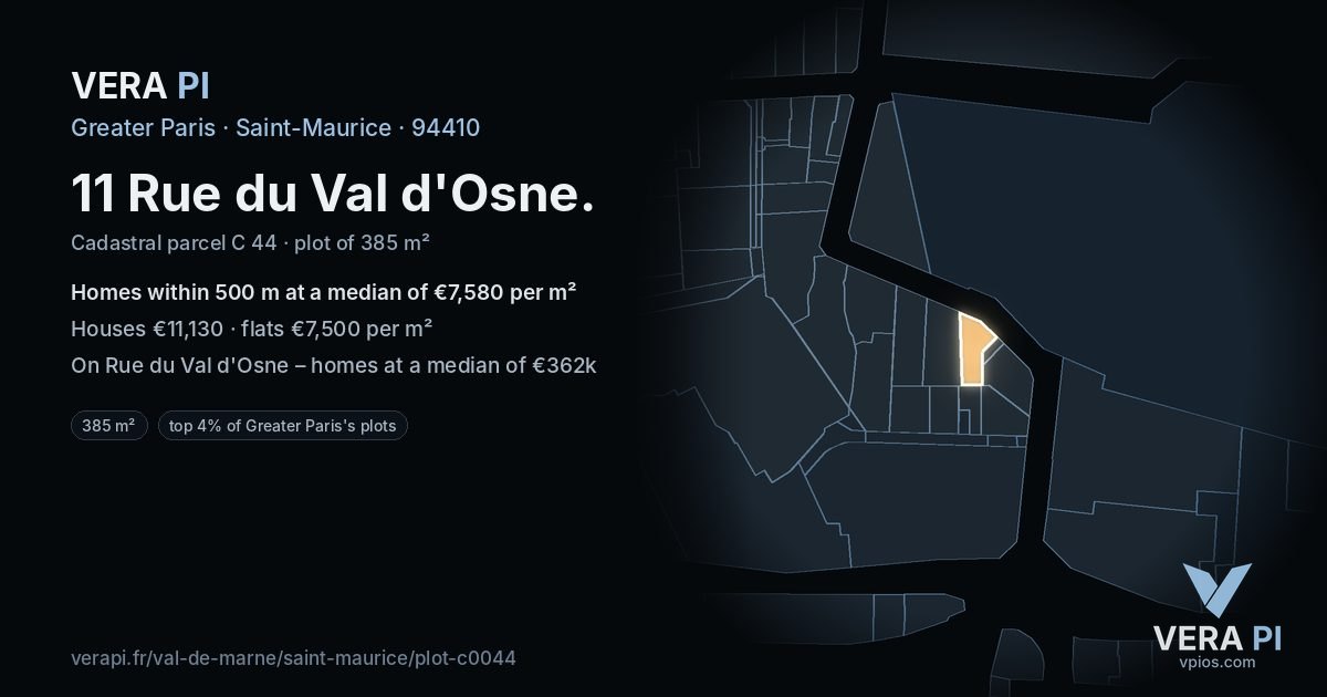 11 Rue du Val d'Osne, Saint-Maurice at night – the plot lit, the parcels around coloured by the prices near them