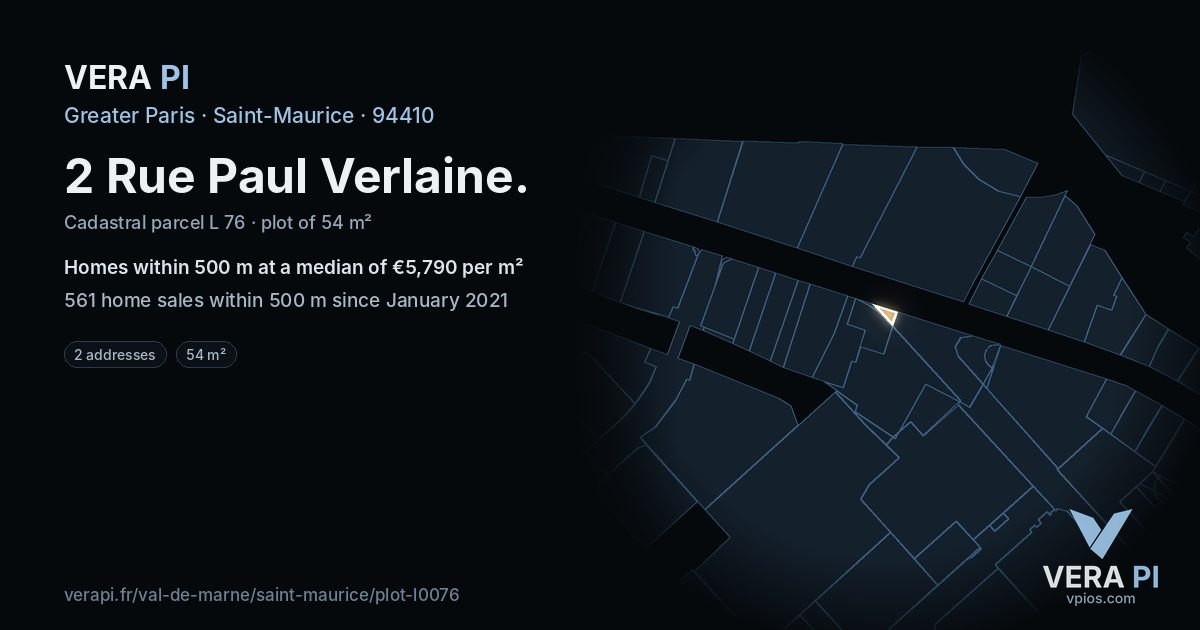 2 Rue Paul Verlaine, Saint-Maurice at night – the plot lit, the parcels around coloured by the prices near them