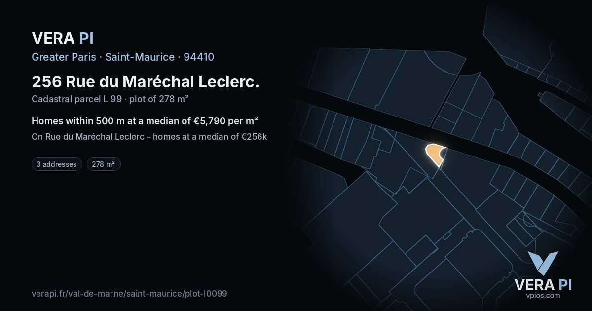 256 Rue du Maréchal Leclerc, Saint-Maurice at night – the plot lit, the parcels around coloured by the prices near them