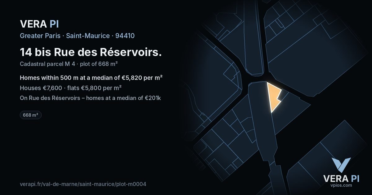 14 bis Rue des Réservoirs, Saint-Maurice at night – the plot lit, the parcels around coloured by the prices near them