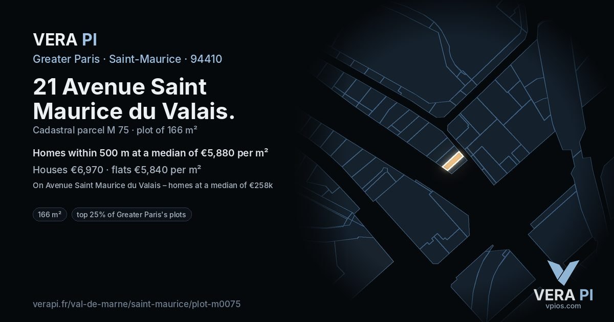 21 Avenue Saint Maurice du Valais, Saint-Maurice at night – the plot lit, the parcels around coloured by the prices near them