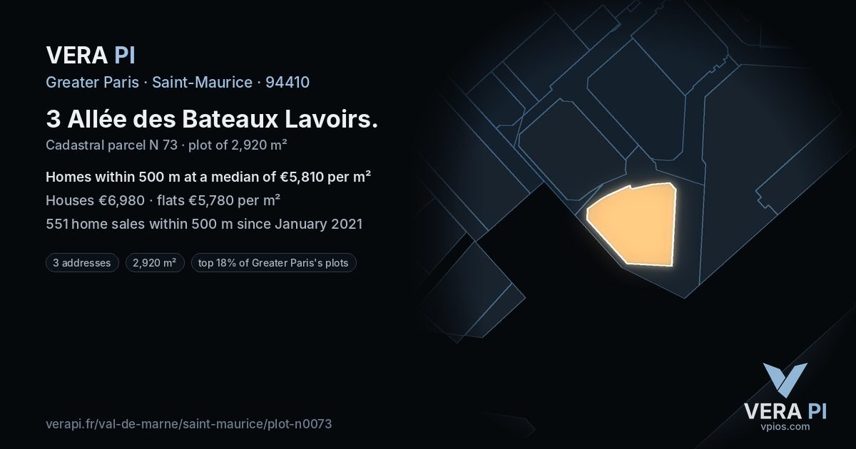 3 Allée des Bateaux Lavoirs, Saint-Maurice at night – the plot lit, the parcels around coloured by the prices near them