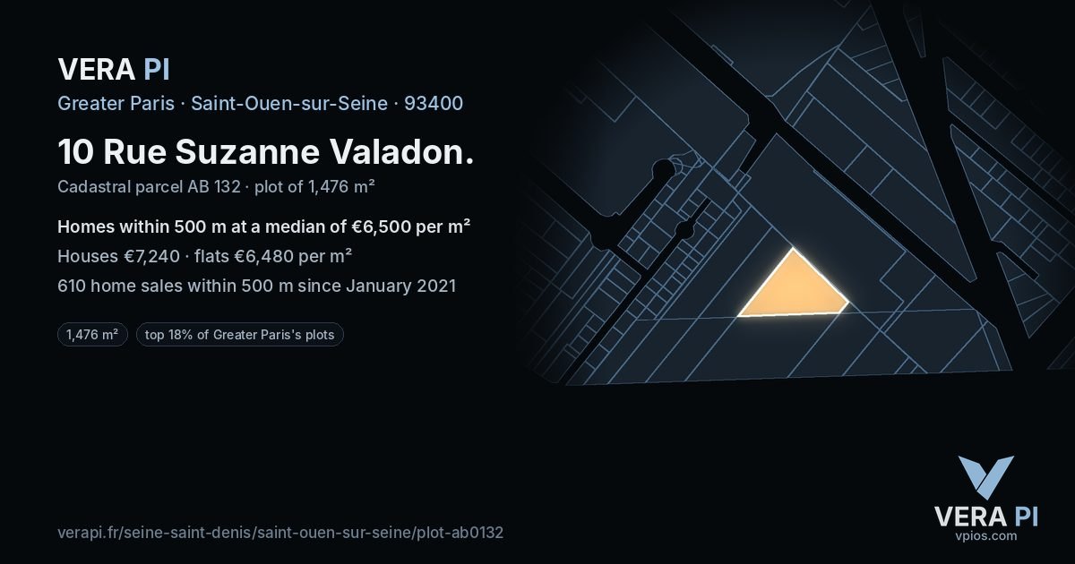 10 Rue Suzanne Valadon, Saint-Ouen-sur-Seine at night – the plot lit, the parcels around coloured by the prices near them